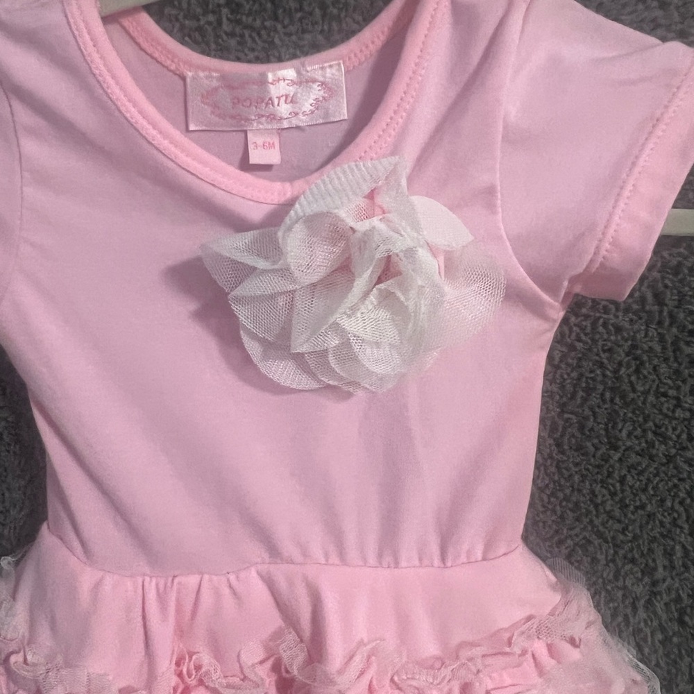 Pink Ruffled Baby Dress with Flower - Picture 4 of 5